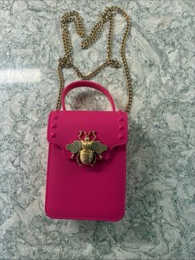 Add a fun POP of color & style! 
EMPERIA BEE 🐝 CROSS
BODY BAG HOT PINK ~ NWOT